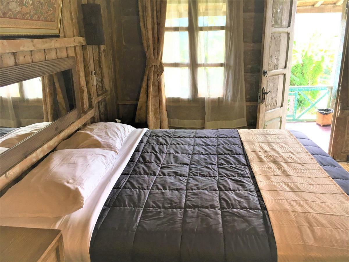 Kubu Taru Hotel Сидемен Екстериор снимка