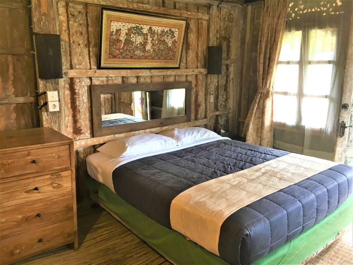 Kubu Taru Hotel Сидемен Екстериор снимка